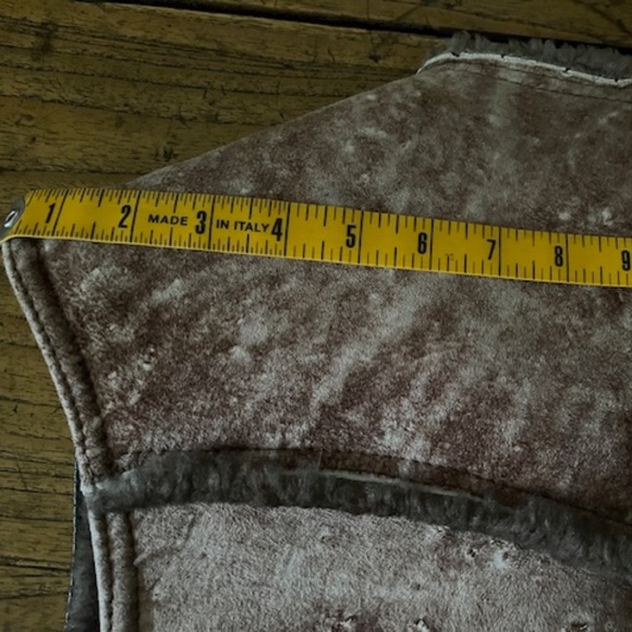 Men's / Women's / Unisex - Vintage New Zealand Sheepskin Wool Vest - Size 40 - Picture 12 of 16